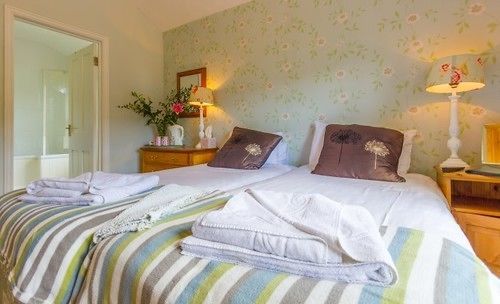 The Highdown Inn Totland Eksteriør billede