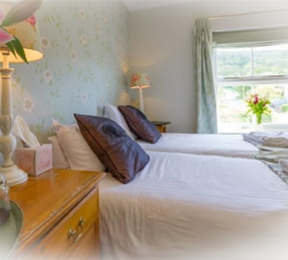 The Highdown Inn Totland Eksteriør billede