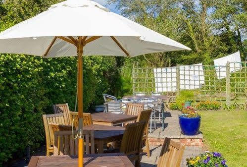 The Highdown Inn Totland Eksteriør billede